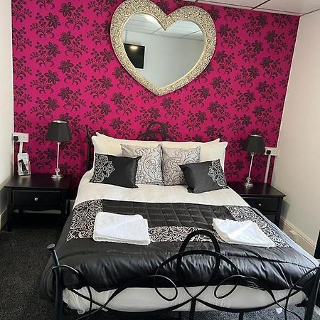 Phildene Suites Blackpool Esterno foto