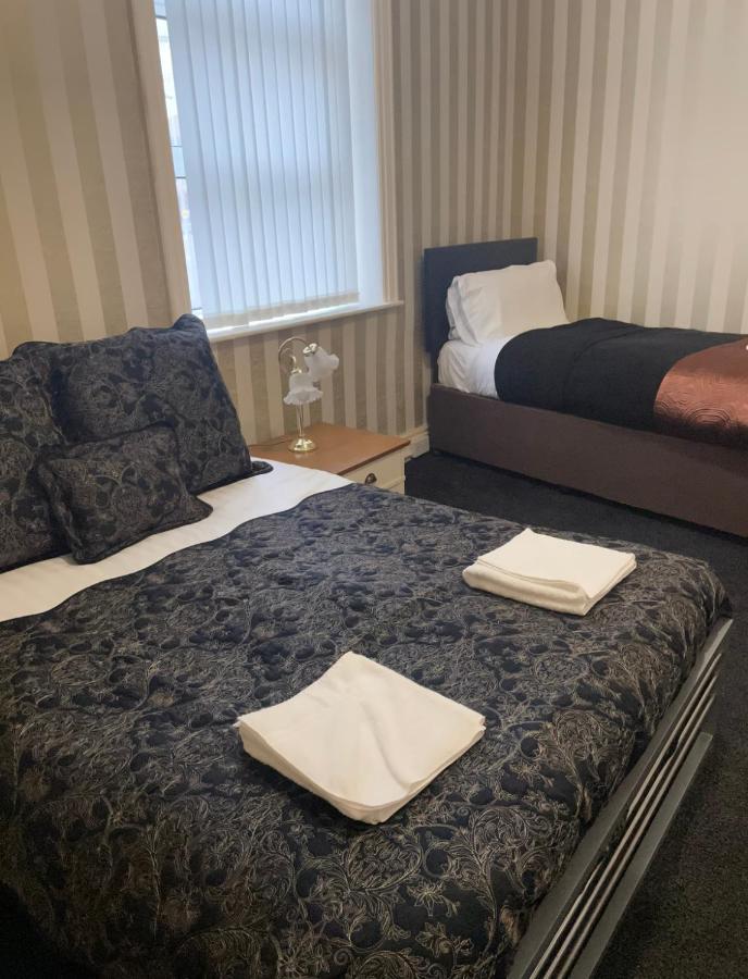 Phildene Suites Blackpool Esterno foto