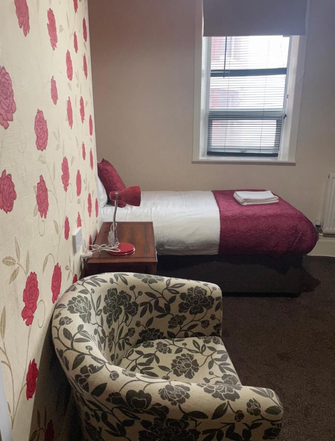 Phildene Suites Blackpool Esterno foto