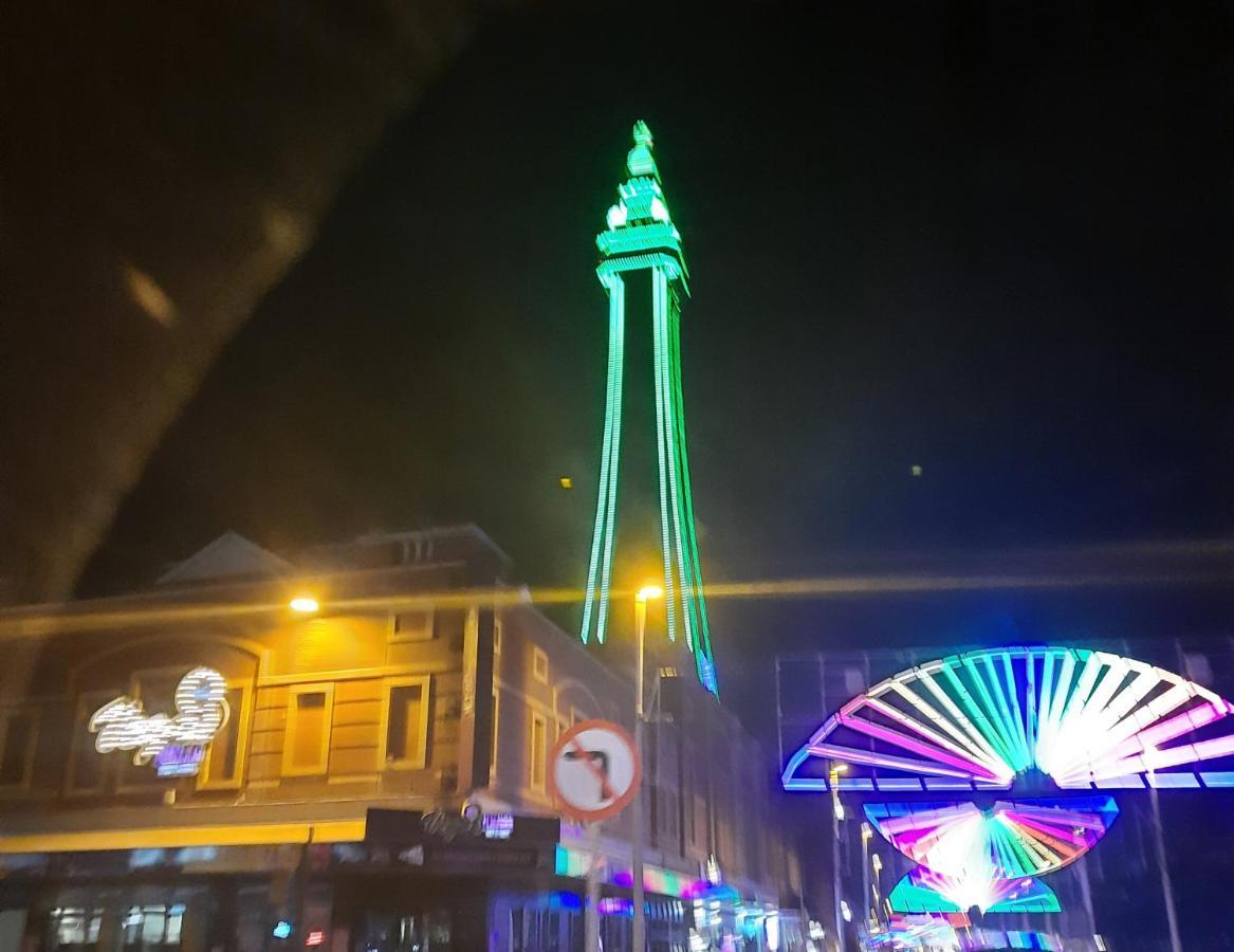 Phildene Suites Blackpool Esterno foto